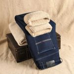Winter Warm Thick Fleece-Lined Men's Straight Leg Jeans - Image 3
