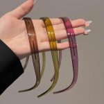 Chic Acrylic Sunglasses-Shaped Hairband for Women: Trendy, Anti-Slip, and Fashion-Forward - Image 4