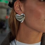 18K Gold PVD Plated Stainless Steel Heart Stud Earrings - Image 3