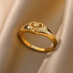 Gold Color Sunflower Heart Ring - Image 5